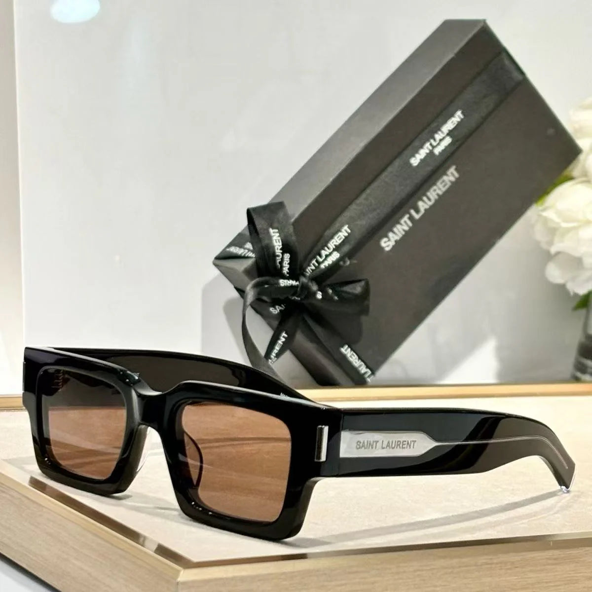 Fashion hot 8 color sunglasses