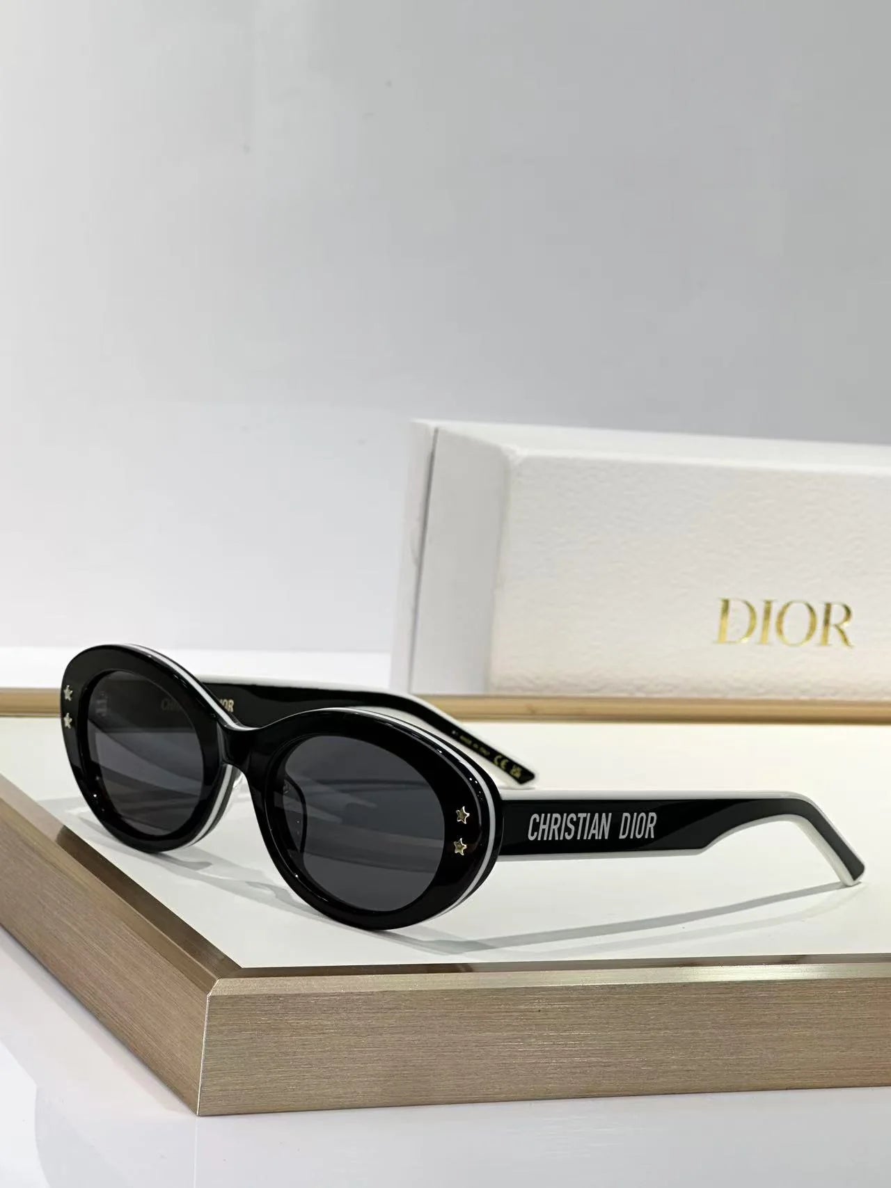 Fashion hot 8 color sunglasses