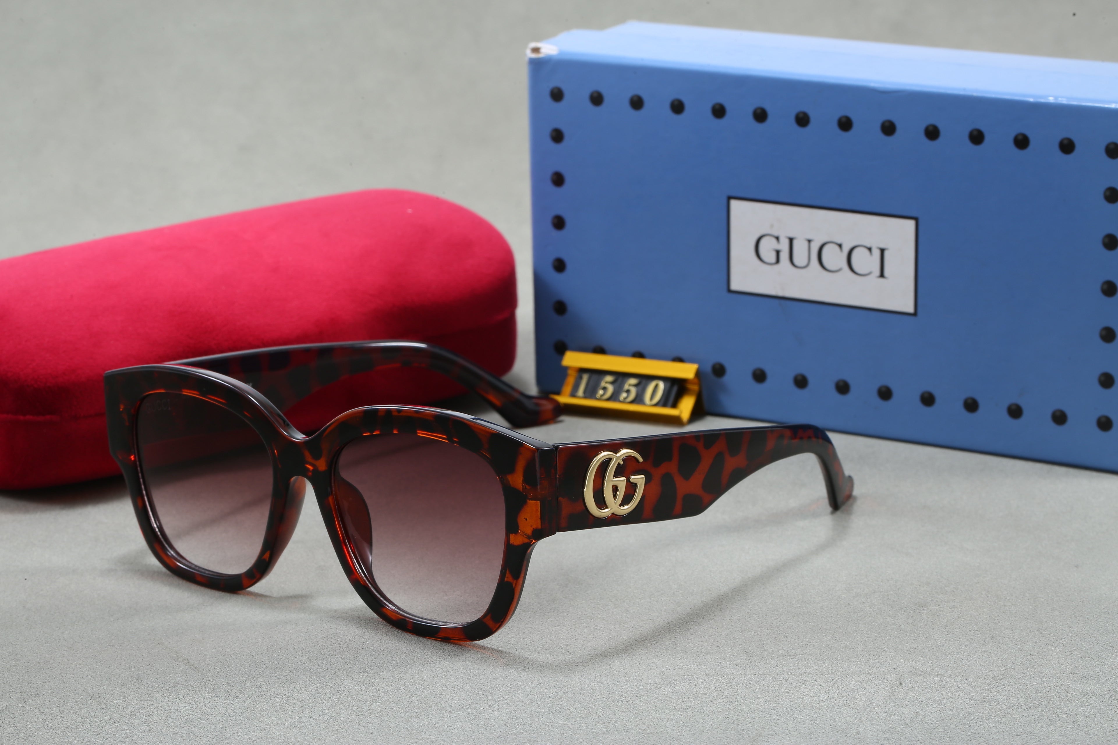 Fashion hot 6 color sunglasses 1550