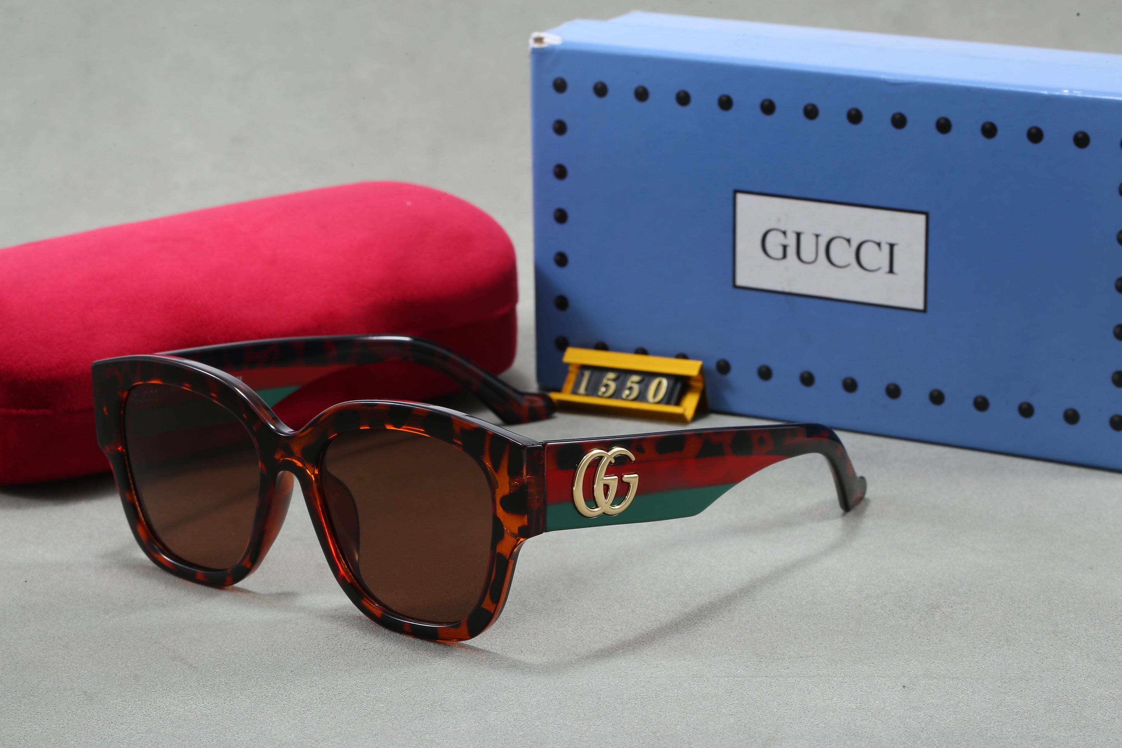 Fashion hot 6 color sunglasses 1550