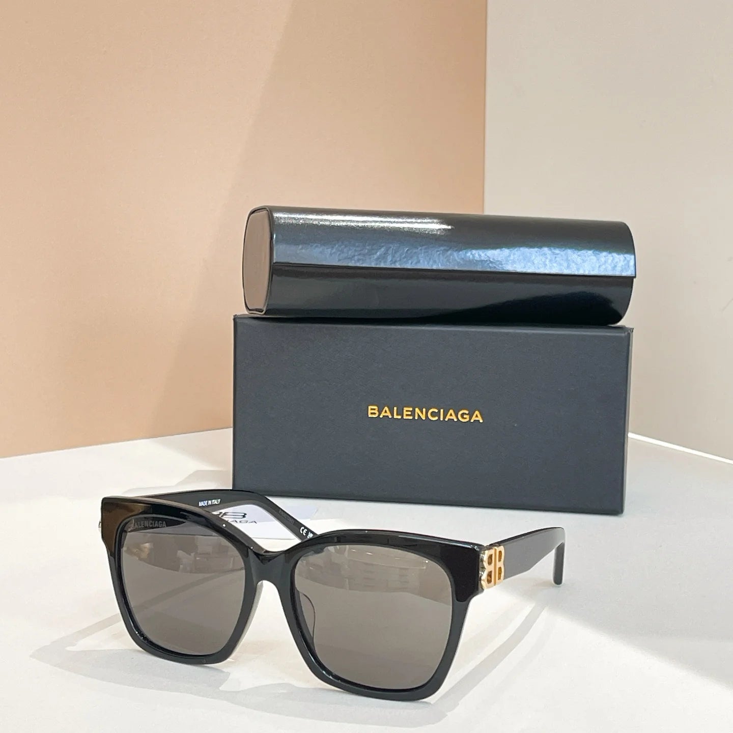 Fashion hot 4 color sunglasses